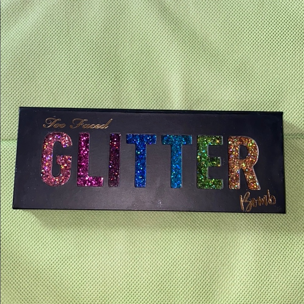Too Faced Glitter Bomb Eyeshadow Palette